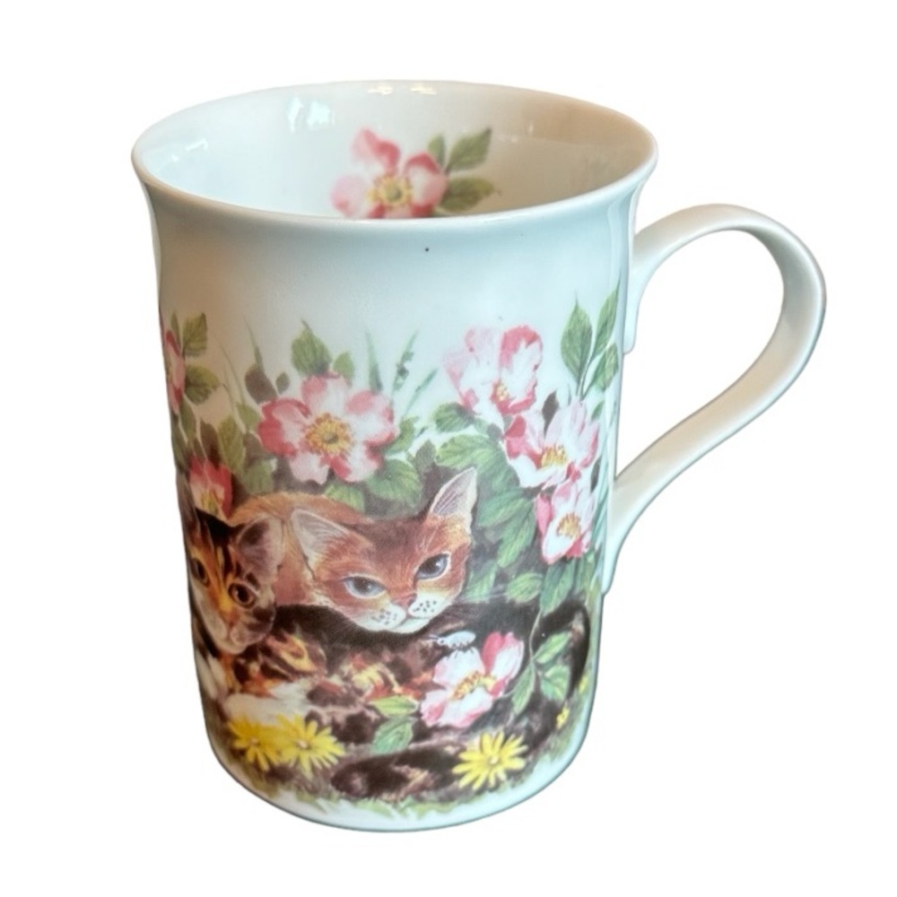 Crown Trent Three Kittens in the Garden Mug